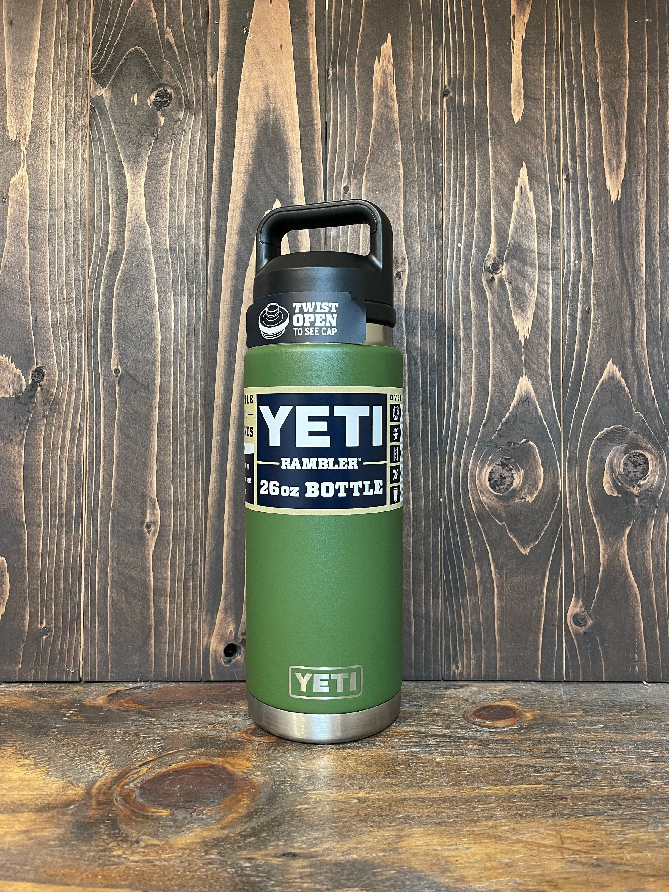 YETI Rambler 26 oz Straw Cup, Vacuum Insulated, Stainless Steel with Straw  Lid, Highlands Olive