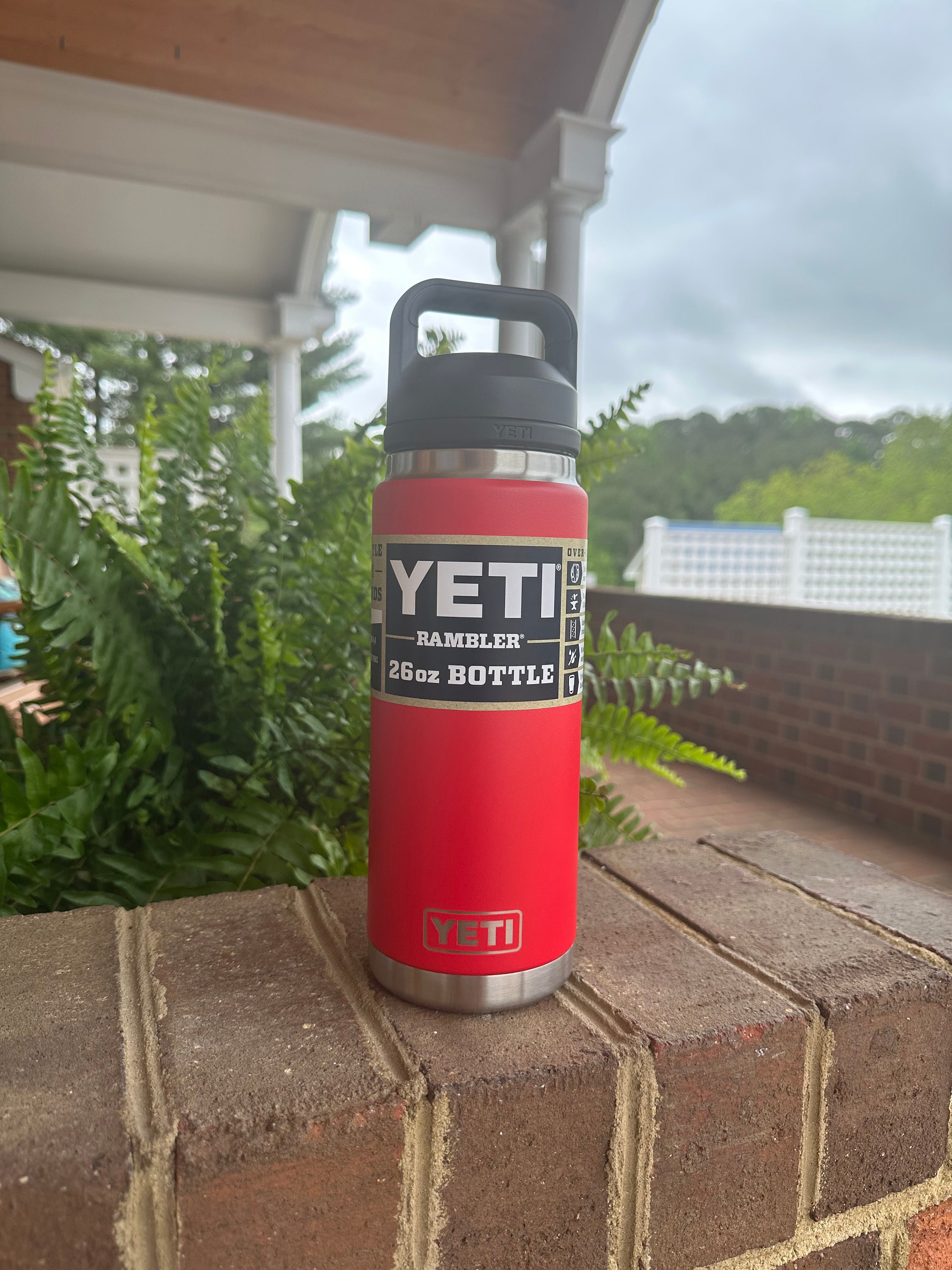 Yeti Rambler 26 oz Rescue Red Water Bottle with Straw Cap