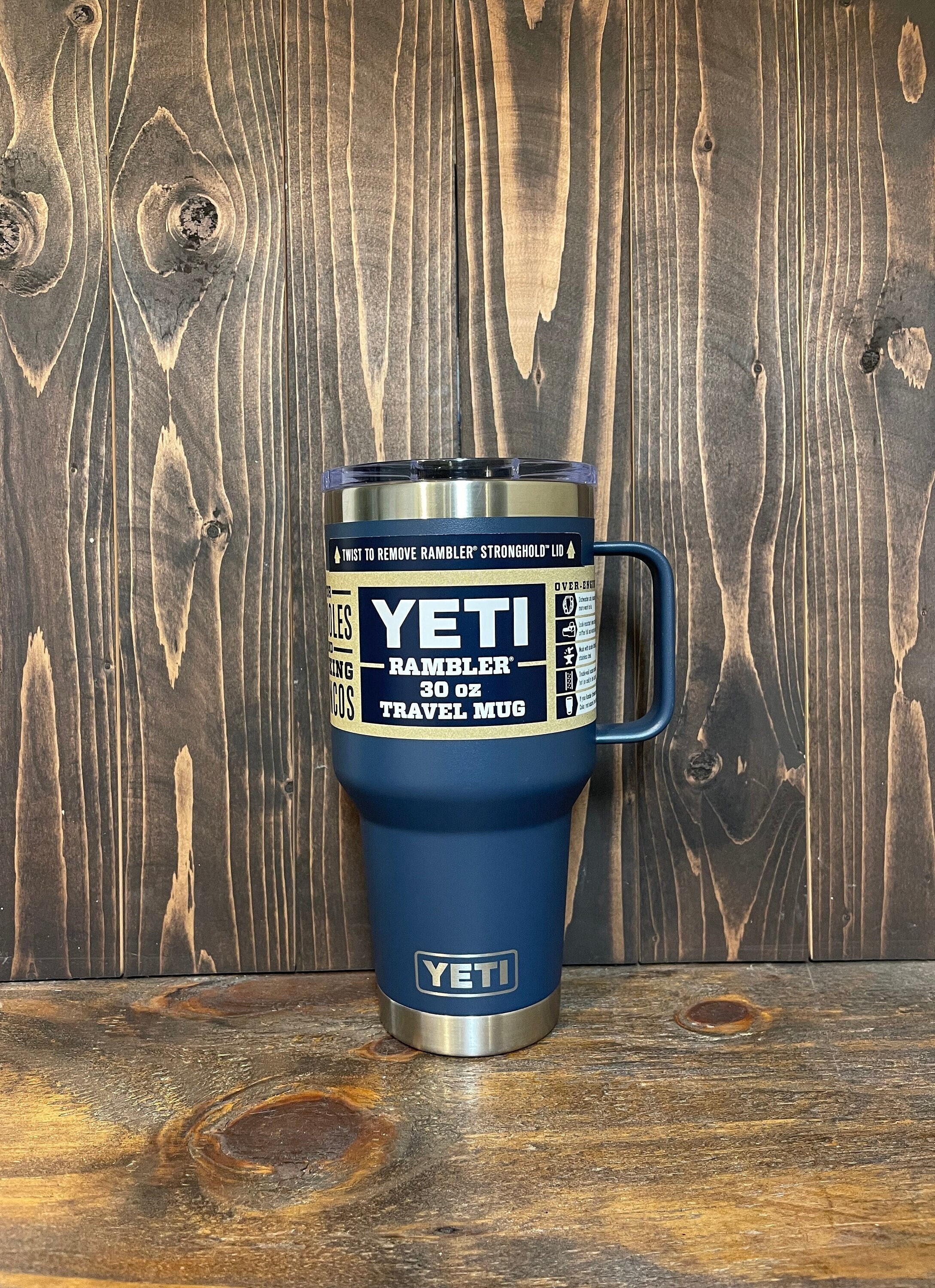 Yeti - 30 oz Rambler Travel Mug with Stronghold Lid Cosmic Lilac