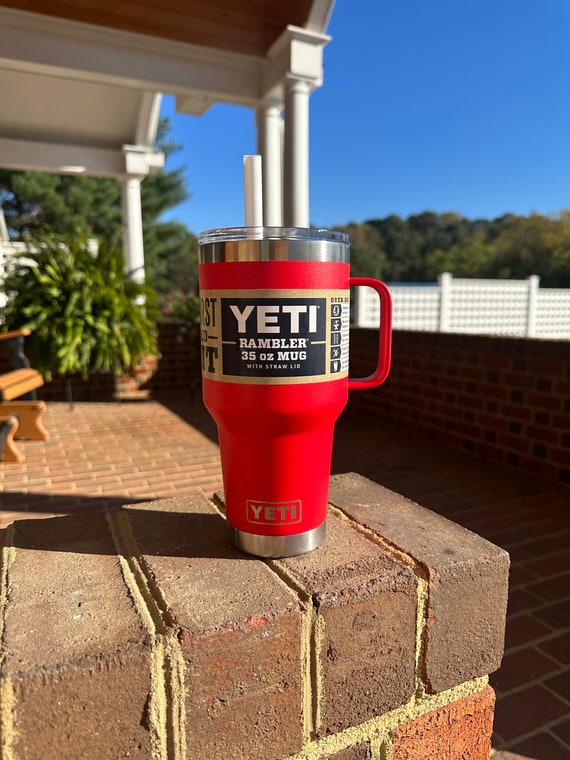 YETI Rambler 35 oz Straw Mug, Vacuum Insulated, Stainless Steel, Rescue Red