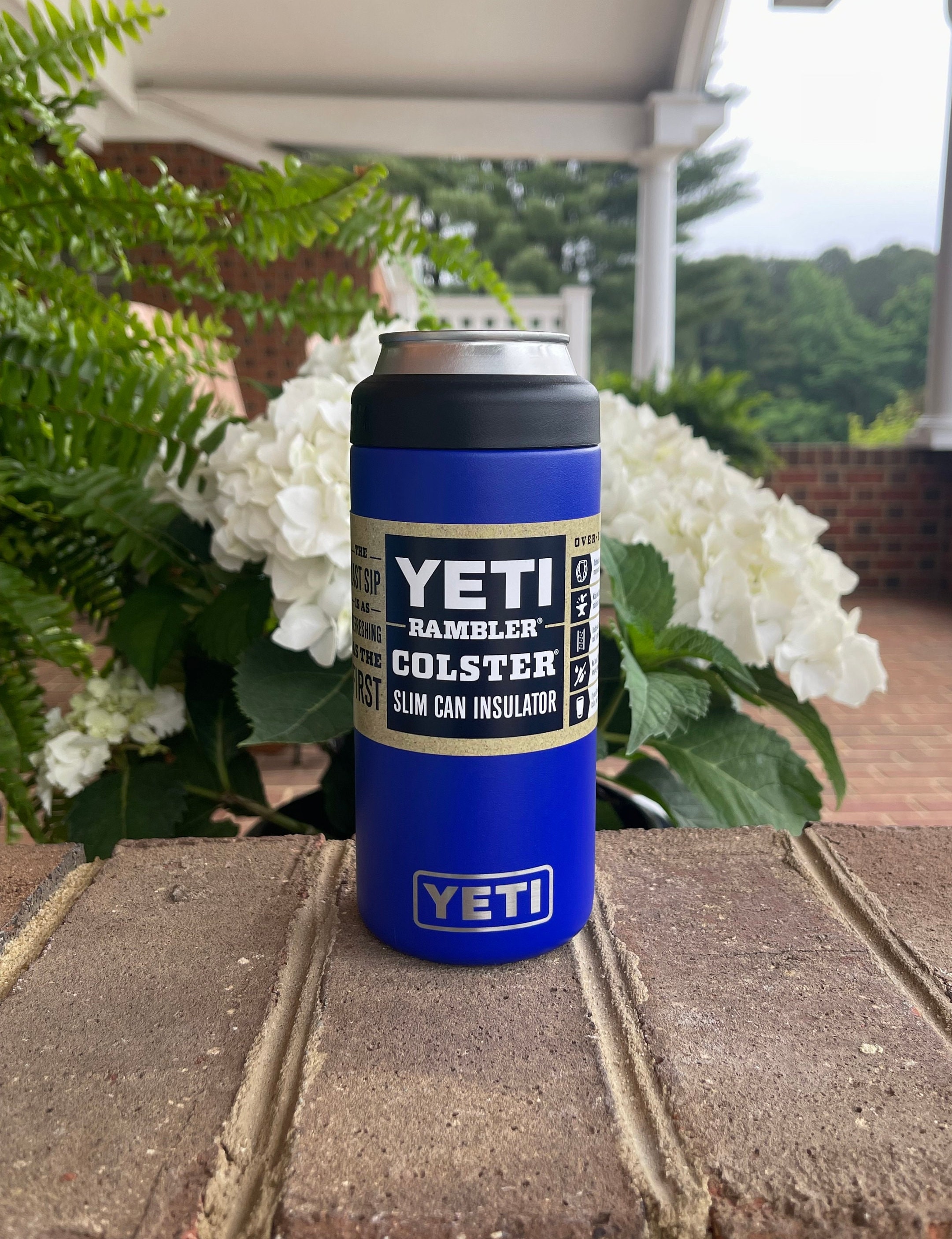 Yeti - Rambler 12 oz Colster Slim Can Insulator Offshore Blue