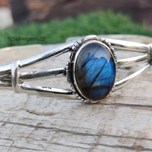 Labradorite Bangle, Labradorite Bracelet, 925 Silver Bangle, Handmade Bangle, Adjustable Bangle, Gemstone Bangle, Blue Fire Bangle