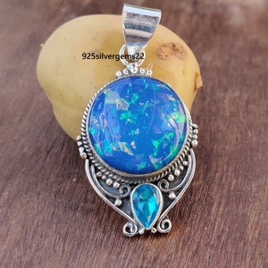 Australian Opal Pendant, Australian Opal Jewelry, 925 Sterling Pendant, Blue Topaz Pendant, Gift Pendant, Women Pendant, Blue Topaz Jewelry