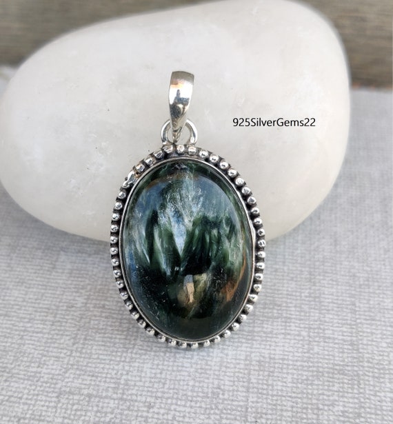 Sterling Silver Beaded Seraphinite Oval Pendants Sterling Silver Beaded Seraphinite Oval Pendants