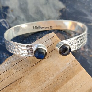 Labradorite Bangle, Labradorite Bracelet, 925 Sterling Bangle, Handmade Bangle, Adjustable Bangle, Gemstone Bangle, Labradorite Jewelry