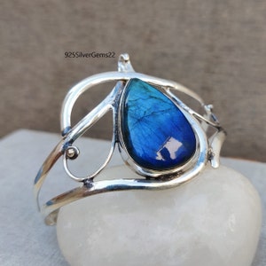 Labradorite Bangle, Women Bangle, Handmade Bangle, Adjustable Bangle, Gemstone Bangle, Labradorite Jewelry, Silver Bangle, Gift for her.