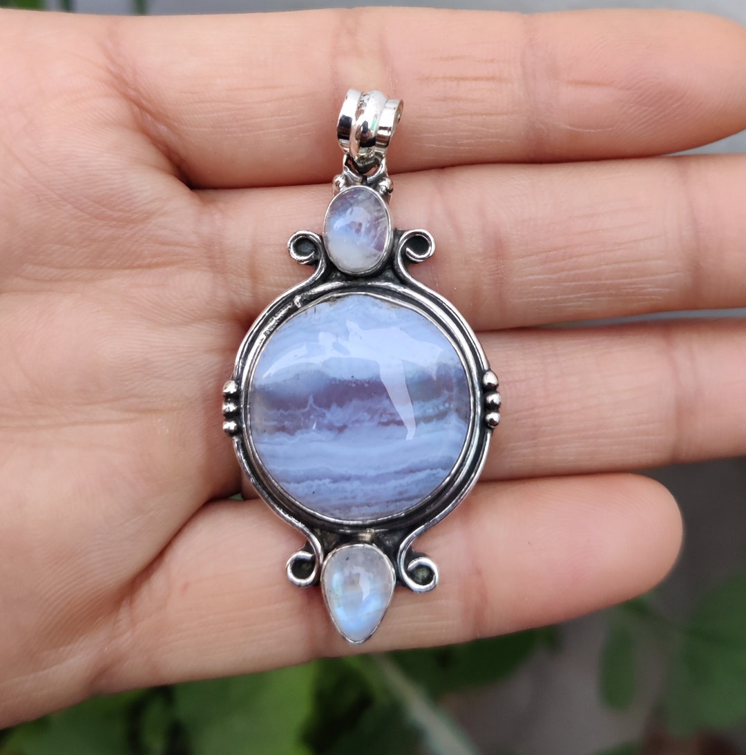 KAYZON Oonstone Pendant Necklace For Woen,Labradorite Pendant