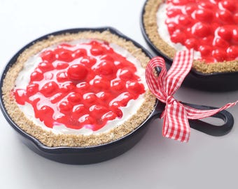 フェイクチェリーパイ（2サイズ展開） - Etsy 日本