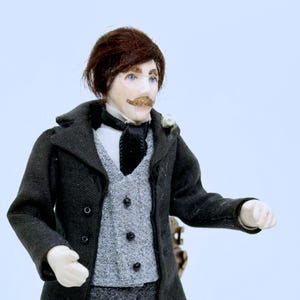 Dollhouse Miniature Artisan Porcelain Gentleman  Doll 1 :12 Scale