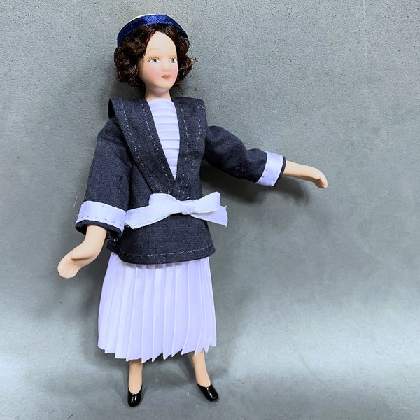 Dollhouse Miniature Dressed Porcelain Lady Doll 1:12 Scale