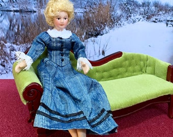 Dollhouse Miniature Victoria Dressed Lady Doll 1 :12&quot; Scale