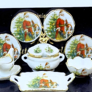 Reutter Porcelain Dollhouse Miniature  Porcelain Hand-Painted Christmas Dinner Set  For Four 1 :12 Scale