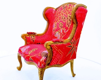 Sillón de salón de madera de nogal en miniatura para casa de muñecas, escala 1:12