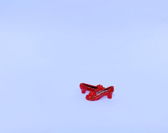 Dollhouse Miniature Ruby Red Glitter Doll  Shoes for Display 1:12 Scale