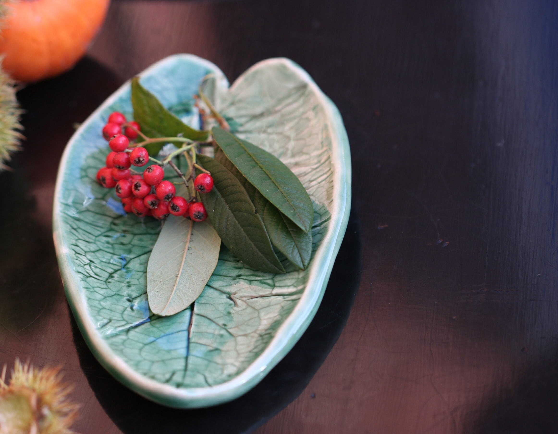 Green leaf dishhandmade ceramic leafLeaf PlatePottery Etsy