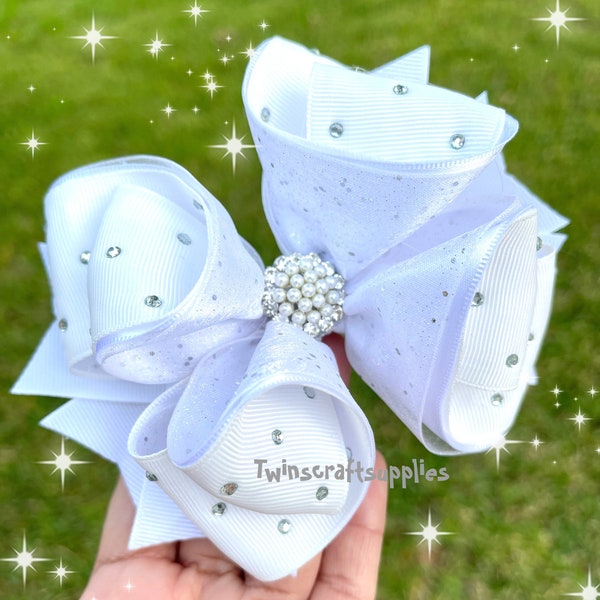 HANDMADE. White hair bow. White clip bow. White and silver Hair bow. White bow. White and rhinestone hair bow.