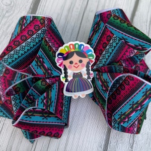 HANDMADE. Ethnic  Hair bow. Moño folklorico.  Mexican hair bow  . Flowers hair bow. Zarape hair bow.