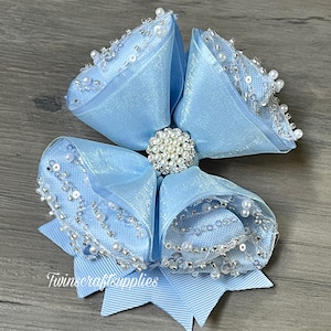 Light blue pageant hair bow. Blue Wedding pageant hair bow. Blue  flowers girl hair bow. Blue beaded hair bow. Blue hair bow. HANDMADE.