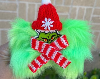 Green red christmas hair bow.  Christmas hair bow. Red green Christmas hair bow. HANDMADE .