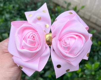 Noeud pour cheveux d'anniversaire doré et rose. Noeud pour cheveux en or rose. Noeud pour cheveux rose doré. Noeud à clip en or rose. Noeud en or rose. Noeud rose pour cheveux. FAIT MAIN.