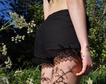 Black linen shorts with lace | Summer outfit  | Beach shorts | Linen shorts