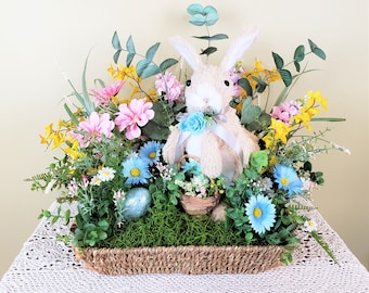 Easter Bunny Centerpiece, Sisal Bunny Arrangement, Easter Floral Decor, Spring Decor, Table Arrangement with Bunny
