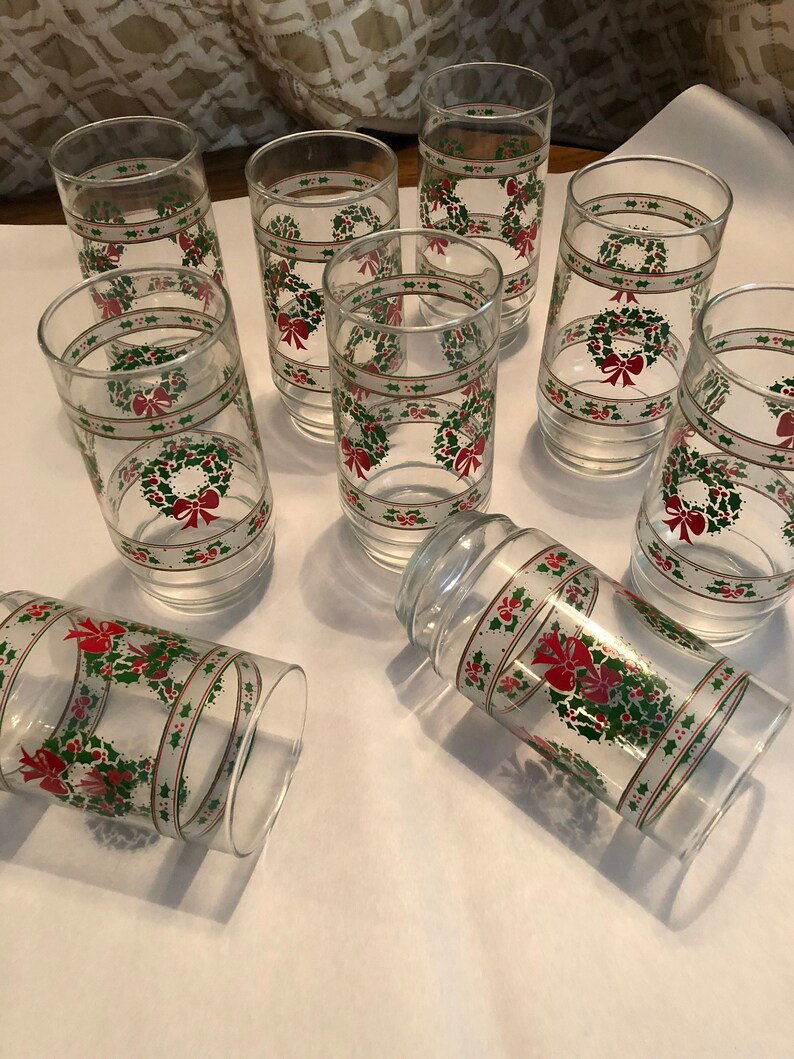 Set of 6 VINTAGE Christmas Wreath Drinking Glasses Christmas Etsy