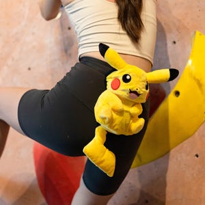 Pikachu Chalk Bag, Personalised Rock Climbing Chalkbag, Unique Climber Gift, Handmade Plush Chalk Bag for Rockclimber