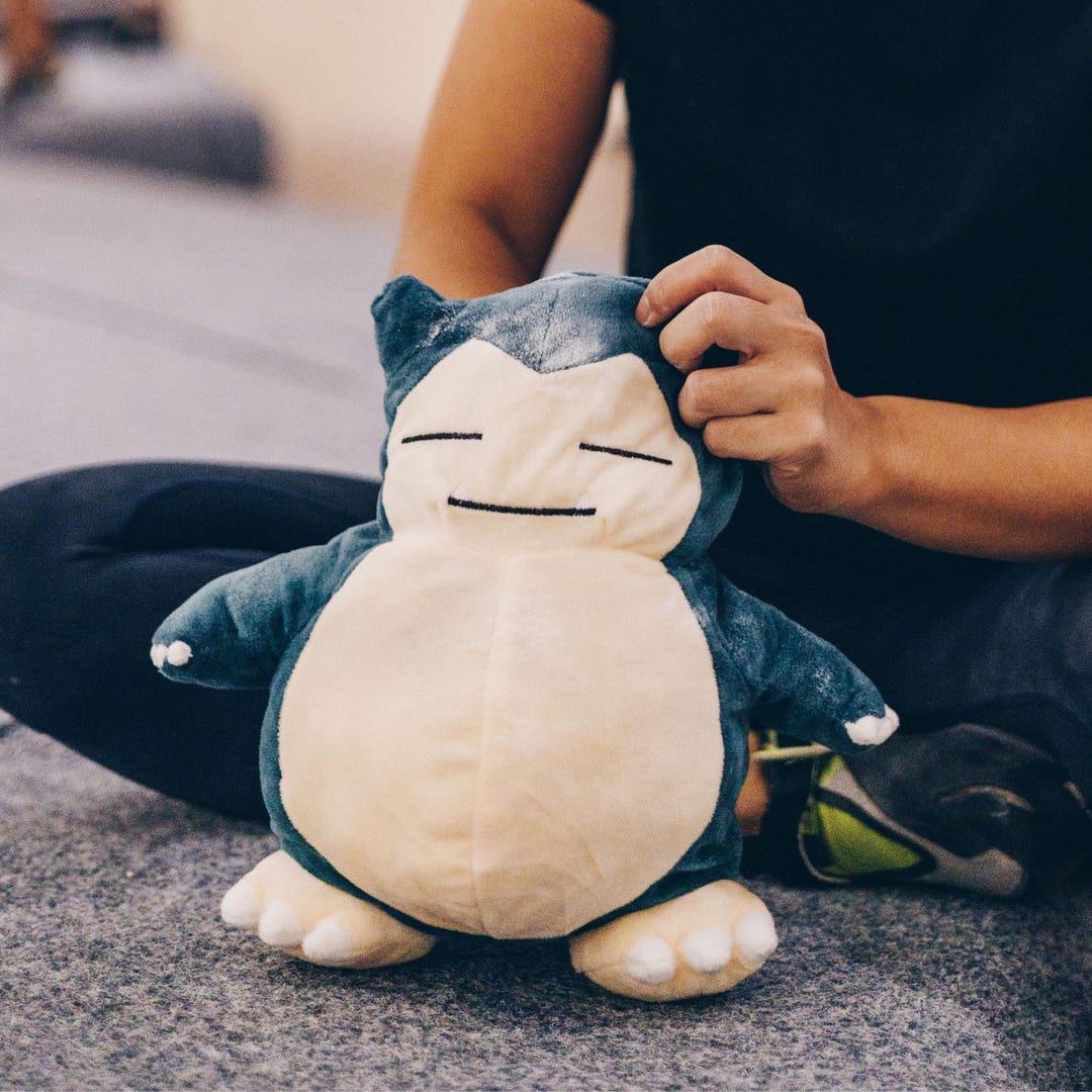 Snorlax Chalk Bag: Handmade Plush Chalkbag for Climbing and Bouldering  UK