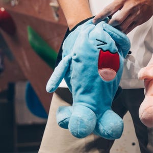 Wobuffet Plush Chalk Bag: Quirky Gift for Climbing Lovers
