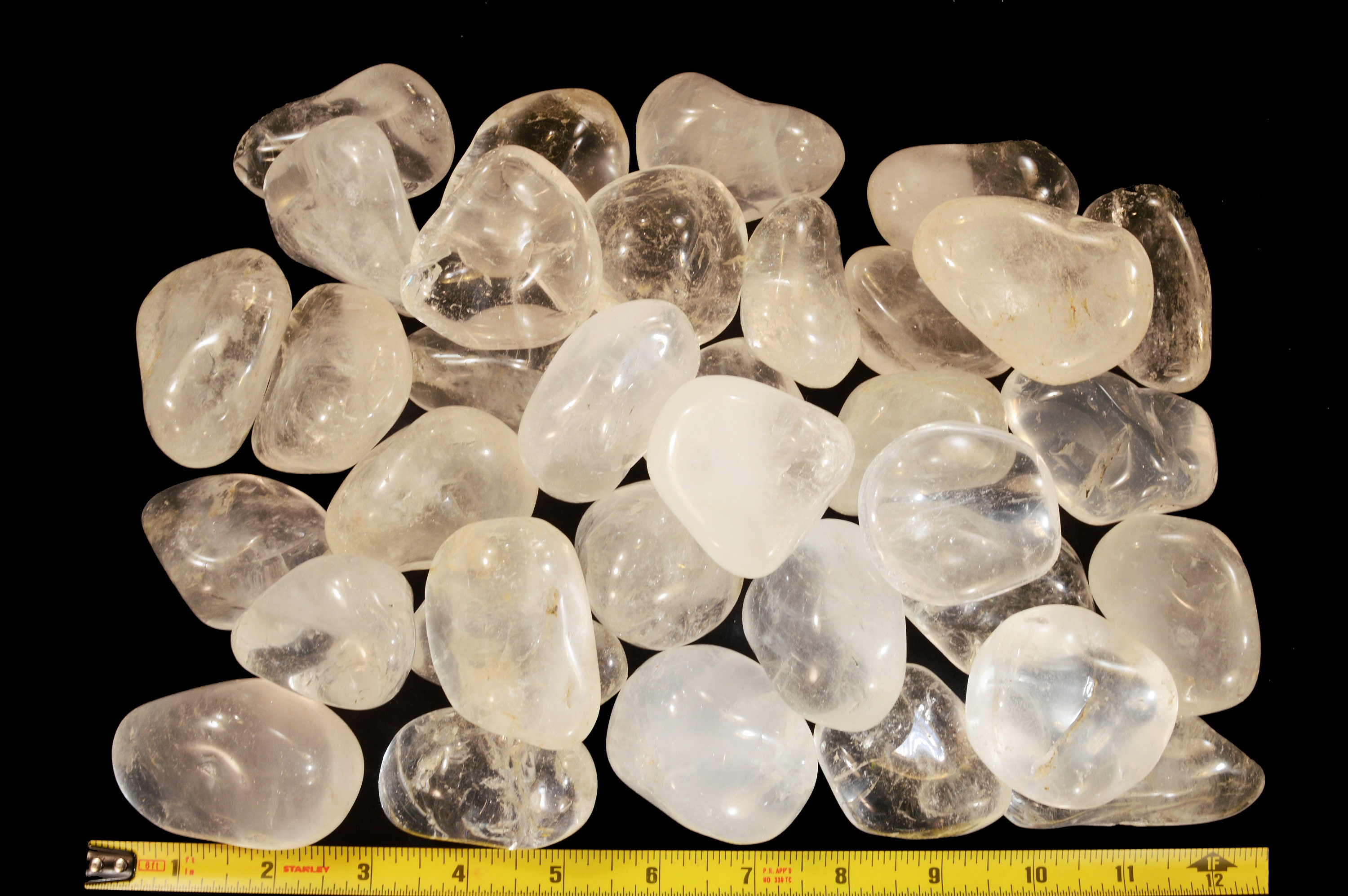 Quartz Crystals In Rocks QUARTZ Crystal 2