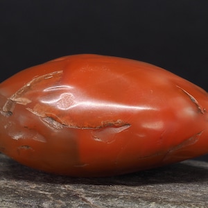 Antique Indo-Tibetan pema raka carnelian bead 南红 33 x 21 mm. Tribal, ethnic jewelry