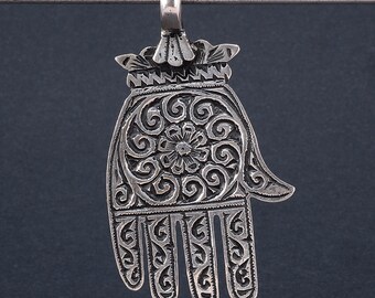 Antik Silber wunderschönen/Hand der Fatima Anhänger. 69 x 39 mm. Essaouira, Marokko. Tribal, ethnischer Schmuck