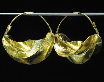 Brass Fulani earrings. ø 48 mm. Mali. Tribal, ethnic jewelry