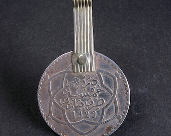 Antique silver coin/pendant. Berber, Morocco