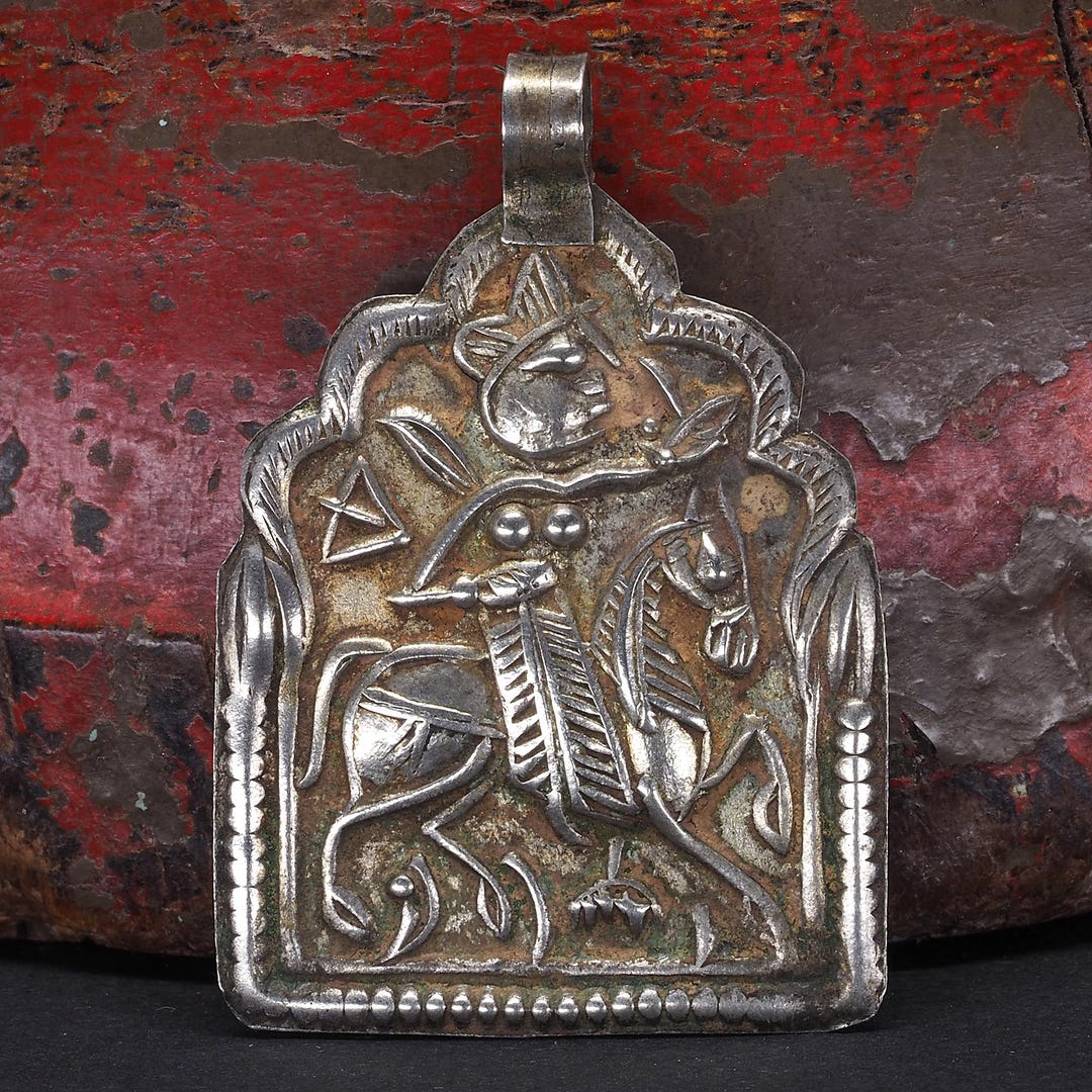 Antique Silver Bhumiya Raj Hero Amulet, Rajasthani Warrior Deity ...