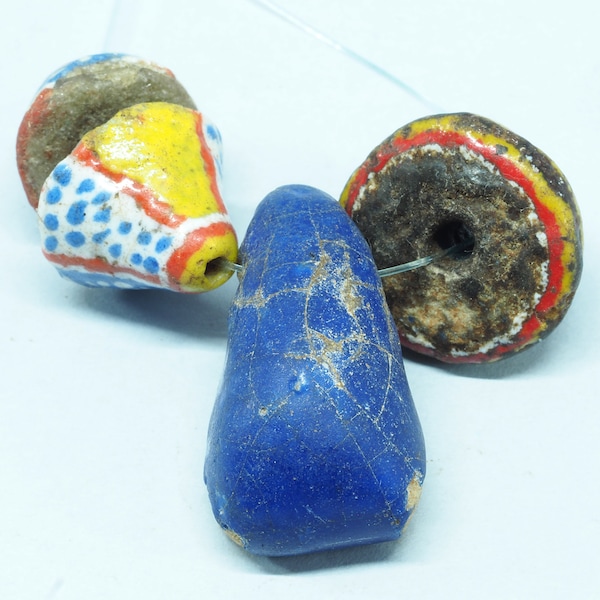 4 Antique Kiffa glass bead. Mauritania. Tribal, ethnic jewelry