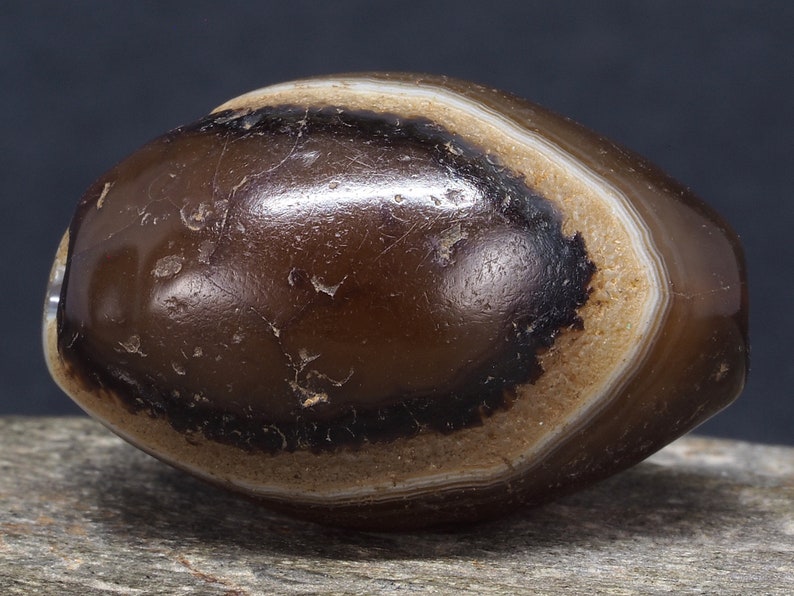 Ancient Indo-Tibetan banded agate Suleimani bead. 27 x 18 shops mm. 药师珠 Tribal, ethnic jewelry