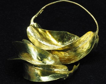Brass Fulani earrings. ø 43 mm. Mali. Tribal, ethnic jewelry