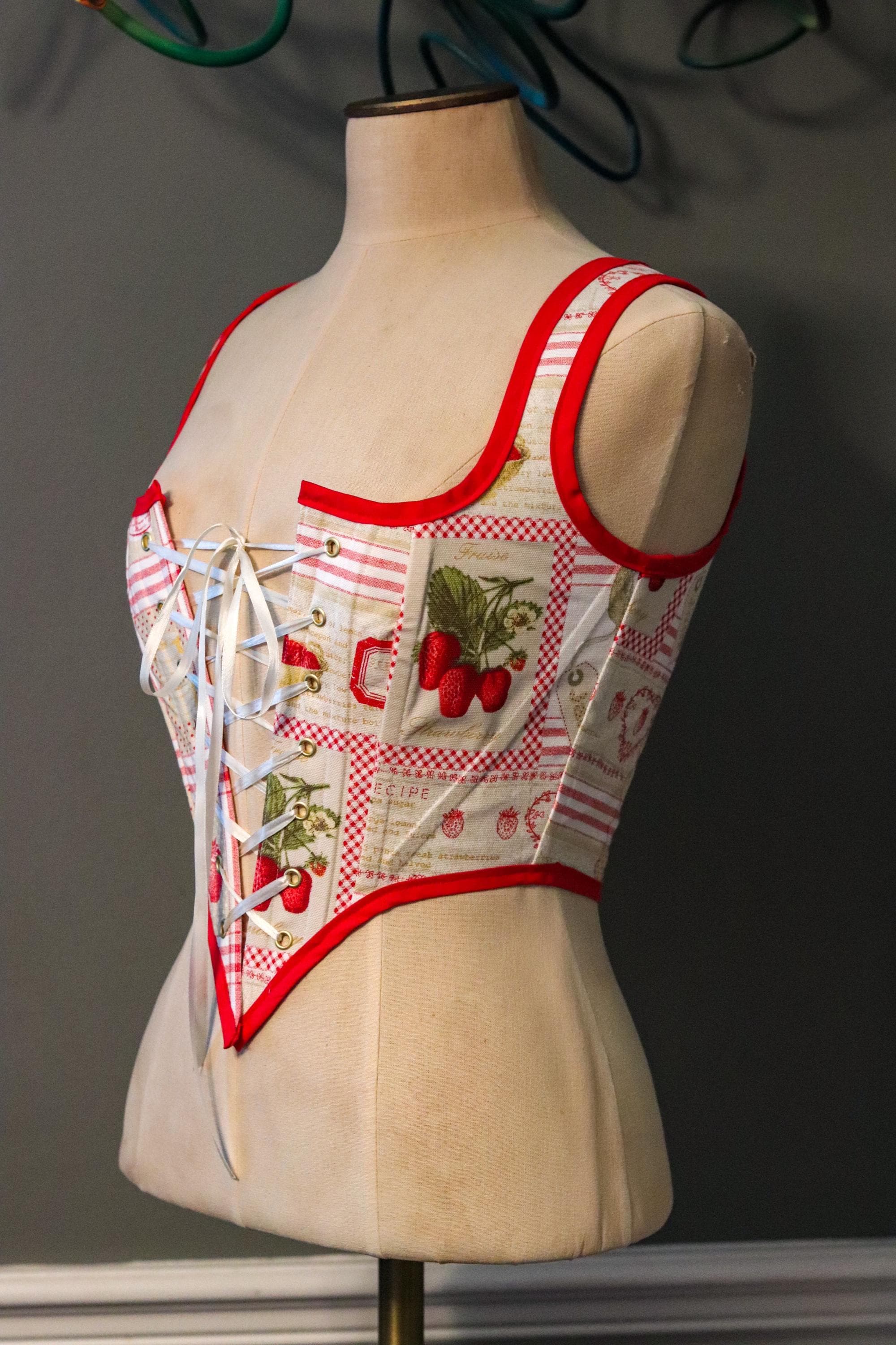 Renaissance style corset stay bodice hand sewn in "Strawberry Jam" Cotton /Fairycore Mythical Elven LARP Bespoke Cottage Core Cosplay