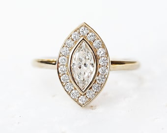 Diamanten verlovingsring Marquise Lab, diamanten halo, 14 kt geelgouden ringset