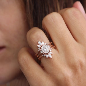Oval Naturdiamant Schöner Verlobungsring mit passendem Ringschutz, Art-Deco-Ring, viktorianisch inspiriert, Isabella und Danielle