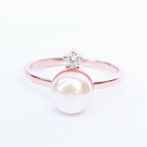 Unique Pearl with diamond engagement ring, bridal minimalist pearl gold ring, promise ring, Anniversary ring, gift for her, wedding jewelry