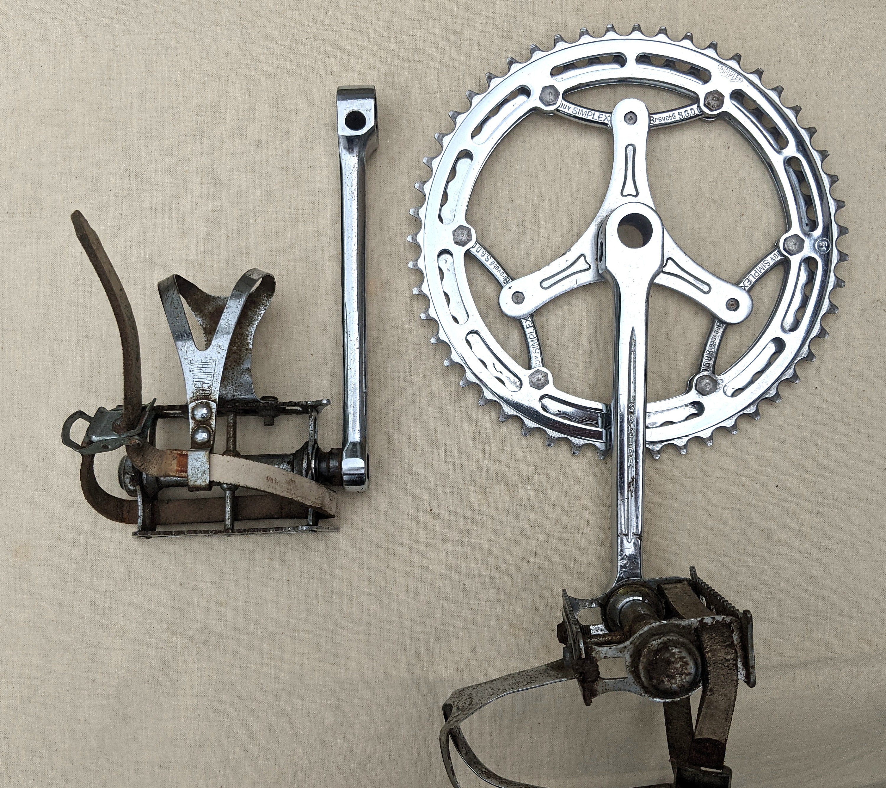 Juy SIMPLEX Chain Rings on a SOLIDA Crank Set With LYOTARD