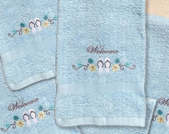 Personalized Embroidered Beach Hand Towel: Seaside Décor Gift