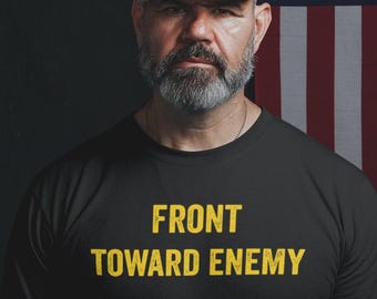 Camiseta "Frente contra o inimigo" - camiseta militar patriótica do exército - presente para veteranos - presentes para pais - presentes para avôs