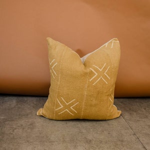 Throw Pillow, Throw Pillow Cover, Designer Pillow Cover, Unique Deco Throw Pillow, Neutral Throw Pillows, Boho Throw Pillow