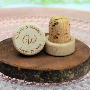 Personalized wine stoppers, Traditional wedding favors, Wedding favors for guests • AA005