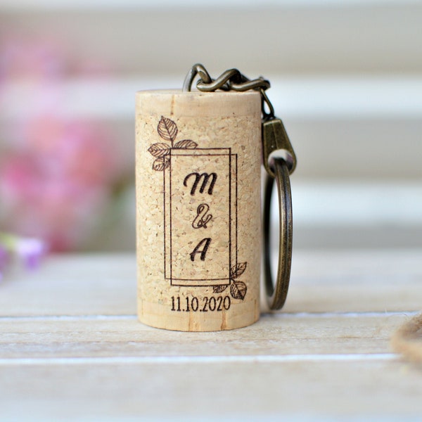 Wedding favors Keychain. Wedding Favors Keyring, Personalized Wine Cork Gift • AA054