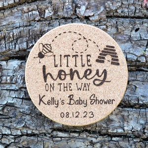 Personalized engraved cork coasters, used for baby shower and gender reveal. They are made of high quality natural cork. An excellent gift for guests and loved ones.